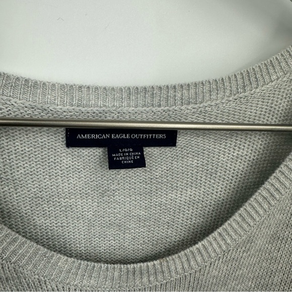 American Eagle Outfitters Gray Cold Shoulder Sweater Bell Sleeve Size Large Boho - Picture 4 of 9